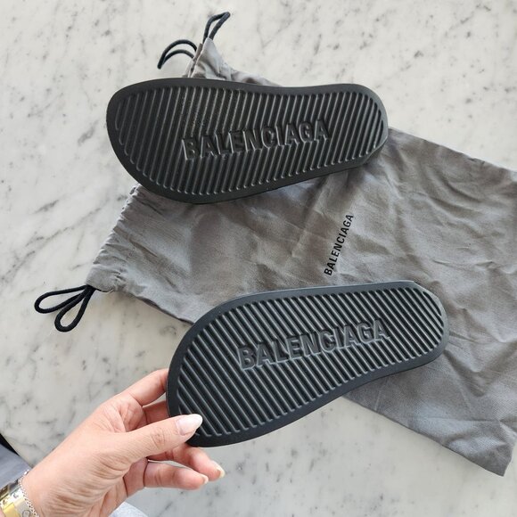 BALENCIAGA Rubber Slides (not available in stores) - Picture 3 of 6